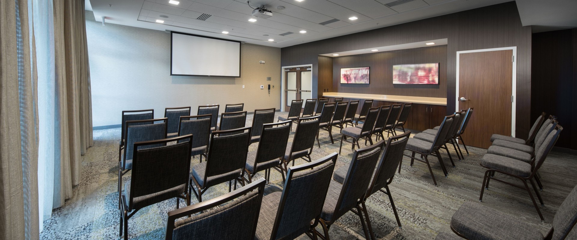 How to Make the Most of Marketing Trade Shows in Russellville